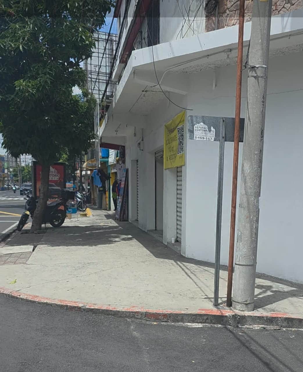 Local comercial de 112 m² en zona de alta afluencia, Zona 5
