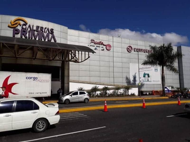 LOCAL COMERCIAL EN VENTA – GALERÍAS PRIMMA