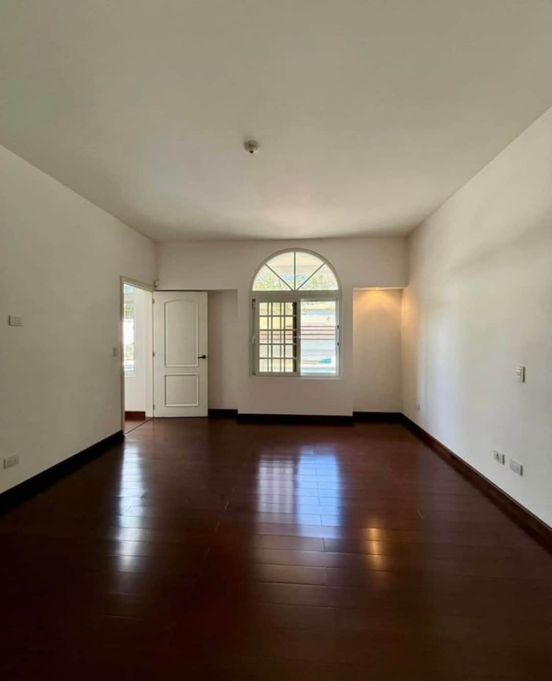 Casa en venta en zona 16