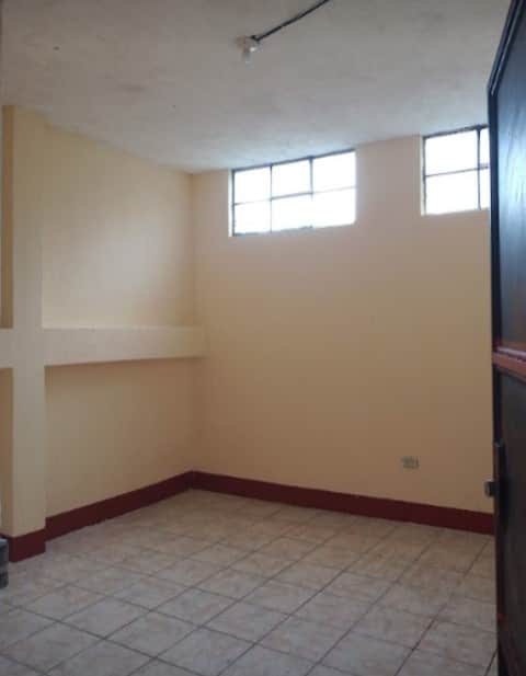 Habitación en zona 1