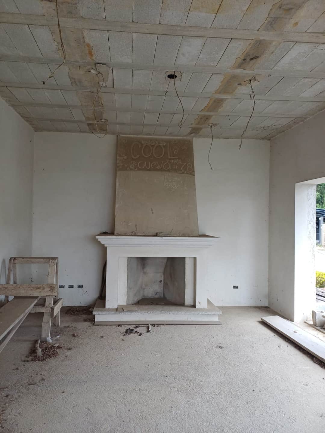 Vendo Casa en obra gris de 4 habitaciones en Santa Catarina Pinula km.12.7 Carretera a El Salvador
