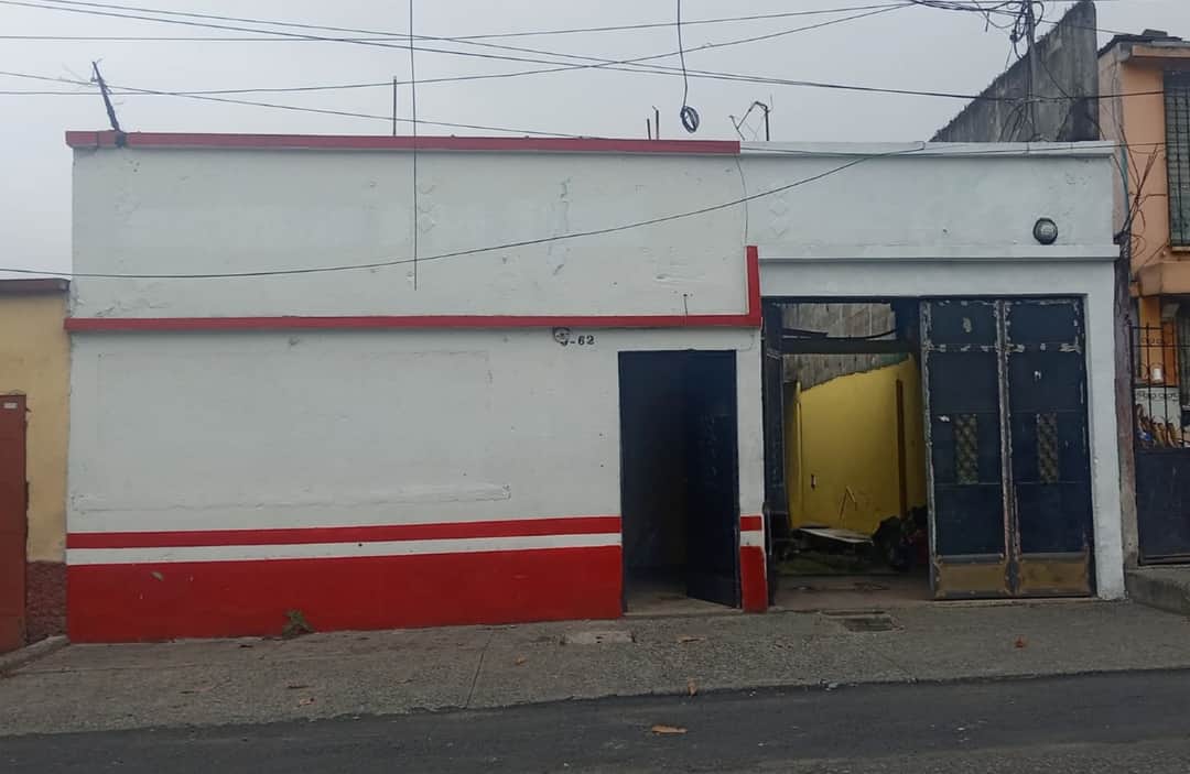 Vendo casa en colonia la Florida zona 19
