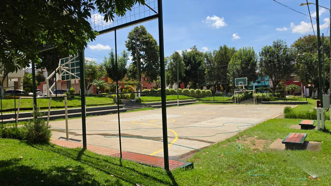 Se vende Hermosa Casa en Barcenas