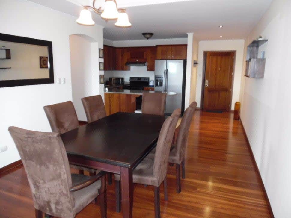 Apartamento Amoblado Zona 10