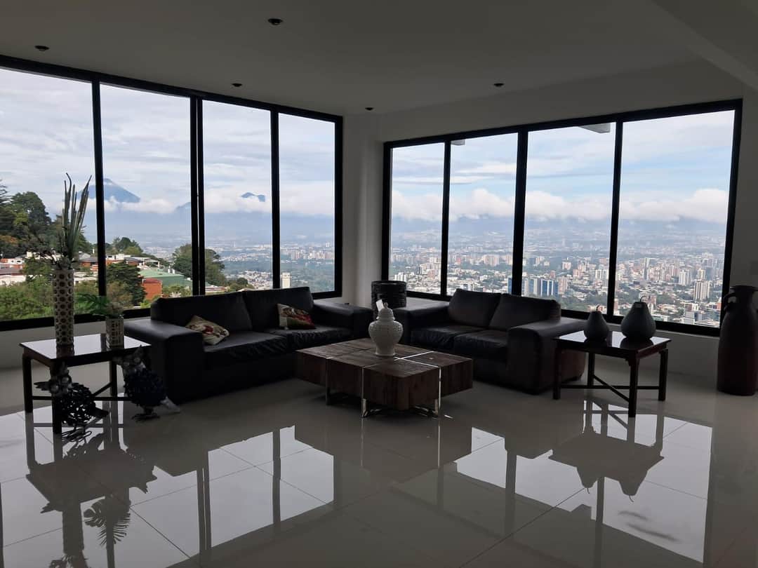 Casa en venta en el km 8 de carretera a El Salvador