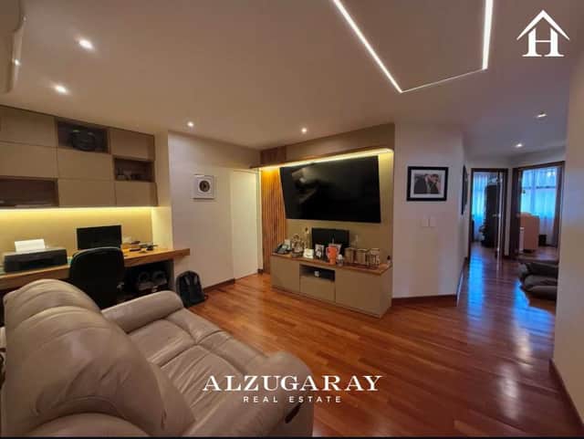 Apartamento en venta en Zona 10, Guatemala · 3 hab
