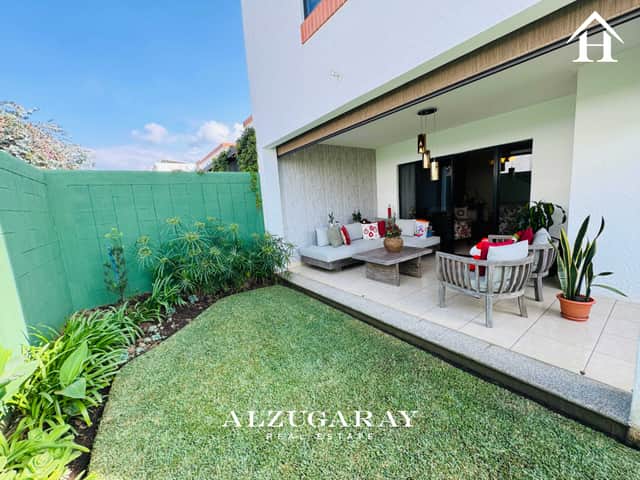 Casa en venta en Zona 16, Guatemala · 3 hab