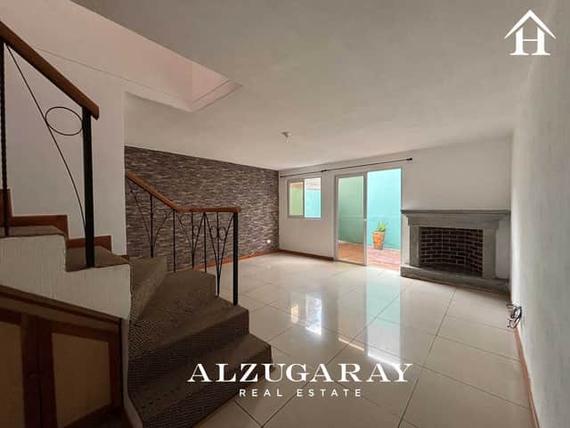 Casa en alquiler en Carretera al Salvador · 4 hab