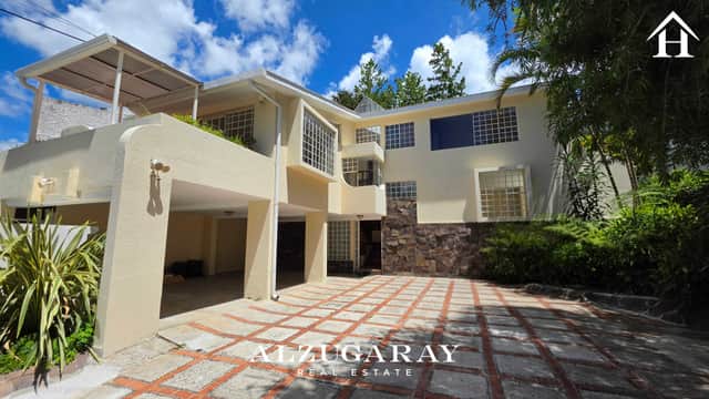 Casa en venta en Zona 10, Guatemala · 4 hab