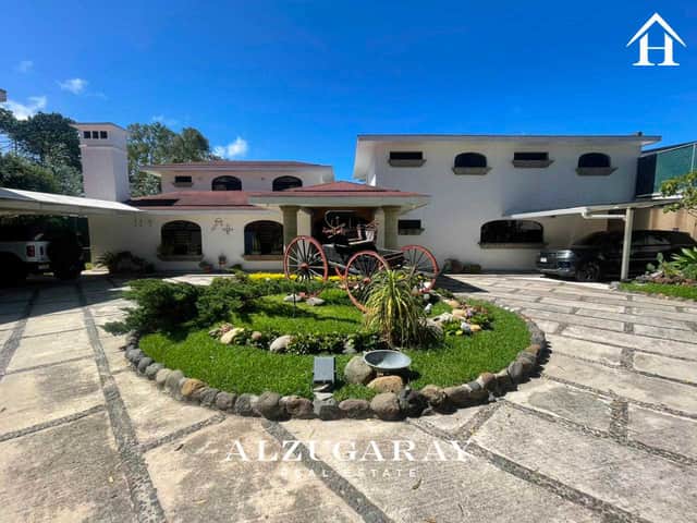 Casa en venta en Santa Catarina Pinula, Guatemala · 4 hab
